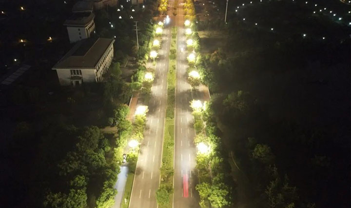 Road lighting renovation of Cuihu 6th Road in Tongling City