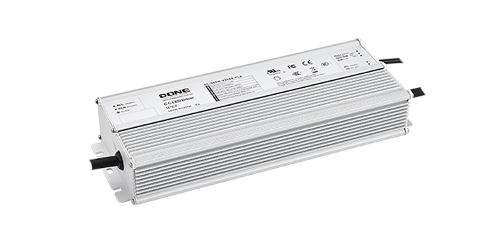 800 W